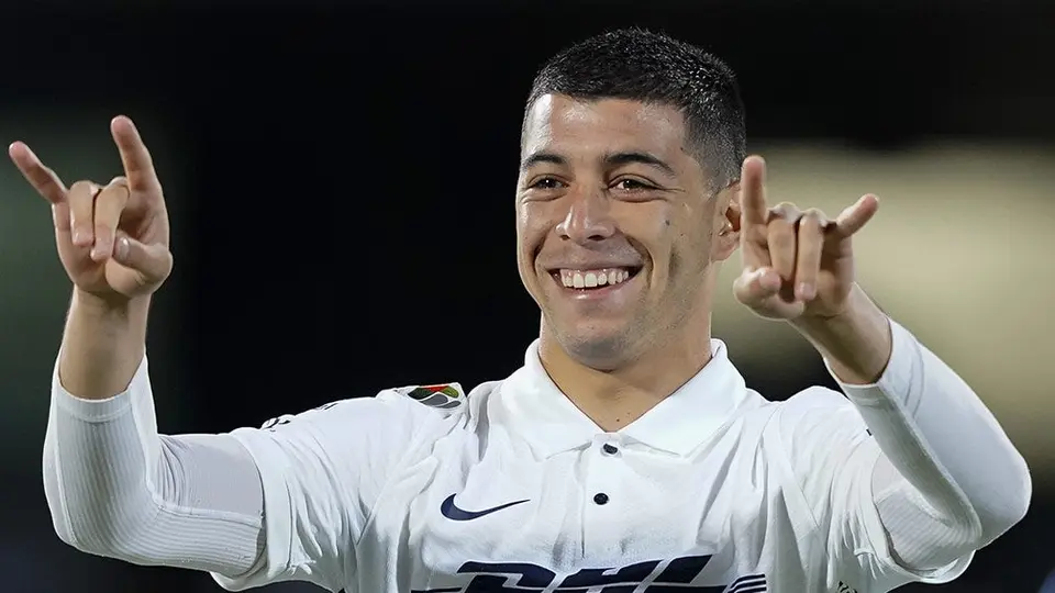 Lira sobre chin.. al América: 'Lo sigo pensando, pero me ganó la emoción'