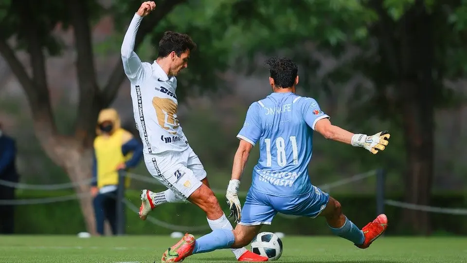 Pumas: Dinenno y Mozo, titulares con la Sub 20 en la derrota frente a Chivas