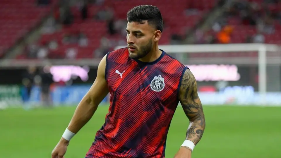 Chivas: Alexis Vega admitió que jugó infiltrado ante Mazatlán a pesar del dolor