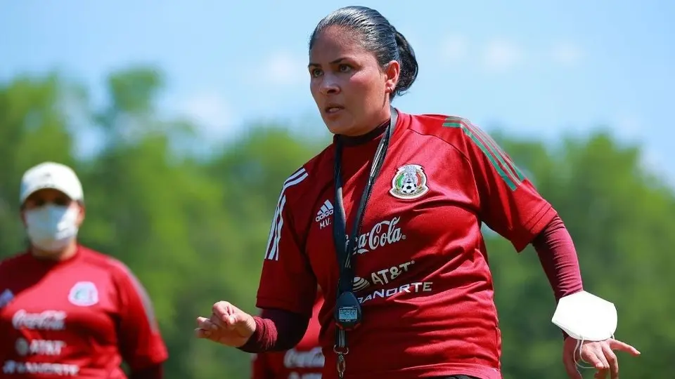 Mónica Vergara sobre sanción al Tri Femenil por grito homofóbico: 'Habrá que respetarla'