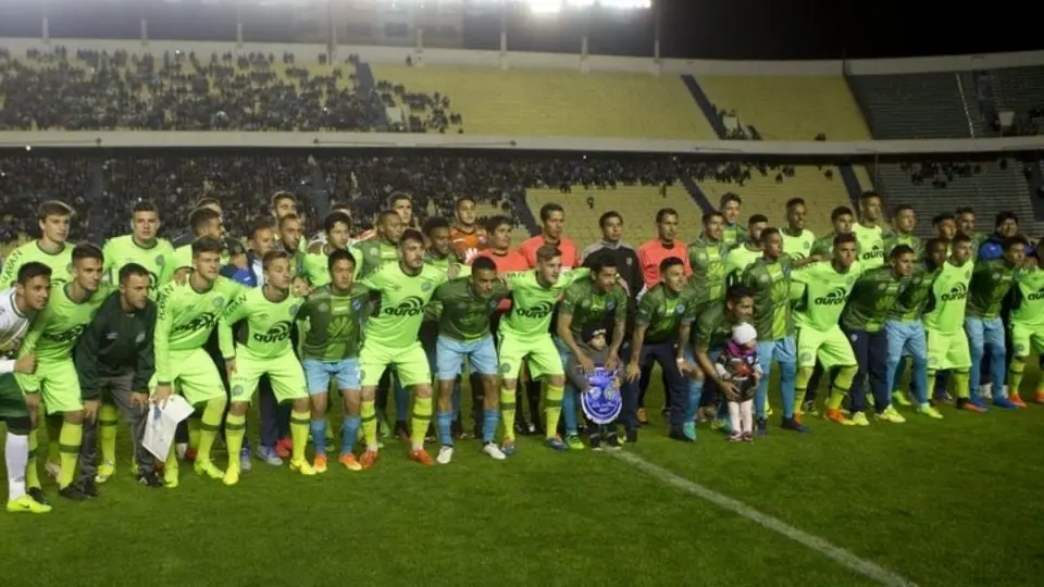 Chapecoense: Detienen en Brasil a boliviana investigada por tragedia aérea del equipo