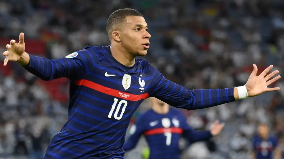 Villas-Boas sobre Mbappé: 'Terminará tarde o temprano en el Real Madrid'