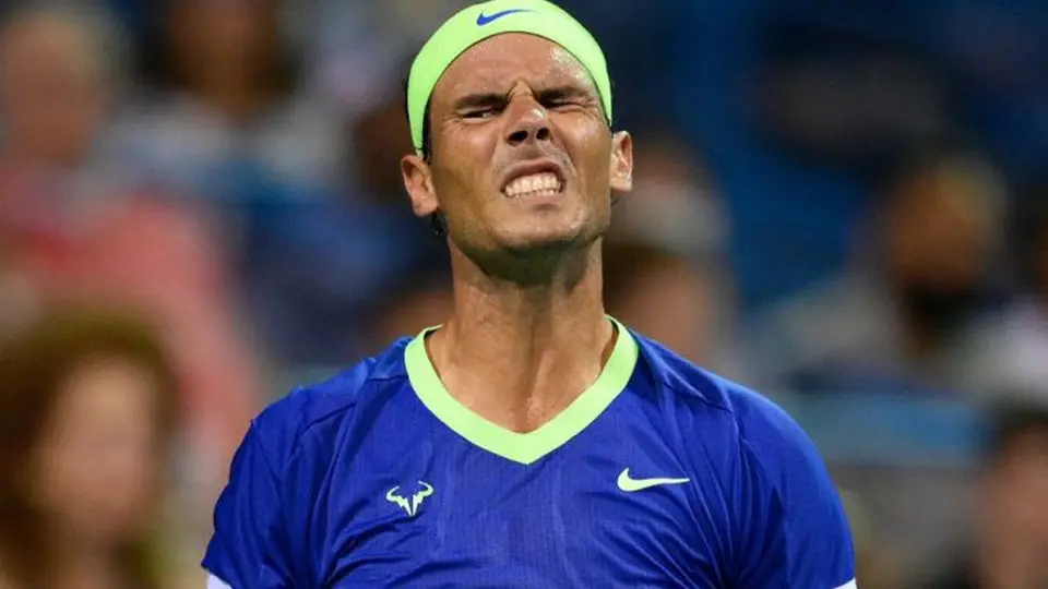 Rafael Nadal, en duda de cara al inicio de la próxima temporada