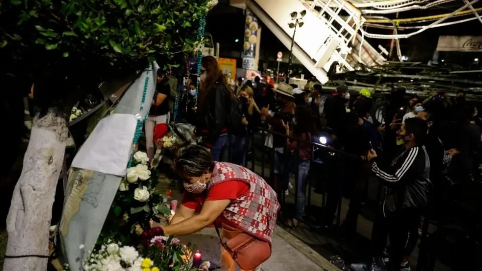 Línea 12: Familiares de víctimas presentaron denuncia colectiva por daños ante la FGR