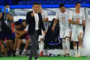 Jimmy Lozano: 'Me encantaría que el jugador mexicano salga más joven a Europa'