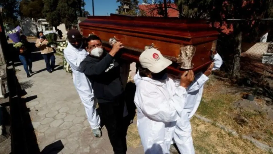 México registró 16 mil 421 nuevos casos de Covid-19; muertes sumaron 328