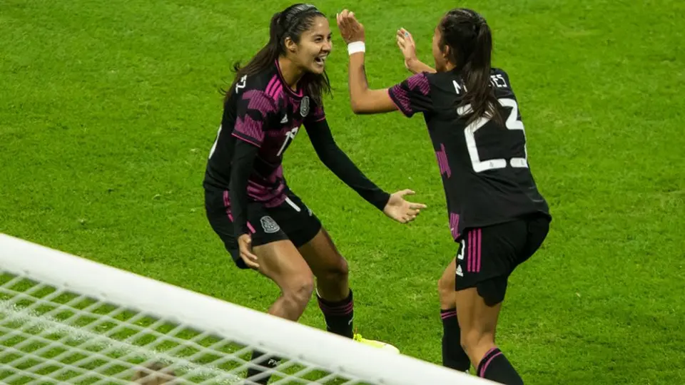 Selección Mexicana Femenil impuso condiciones ante Colombia en el Azteca