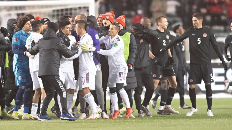 Canadá vs México: Entre empujones y mentadas terminó el partido