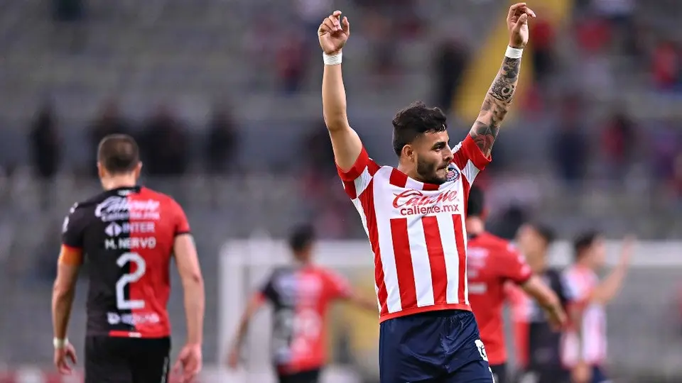 Alexis Vega: 'Chivas va a ser un dolor de cabeza para cualquiera en la Liguilla'