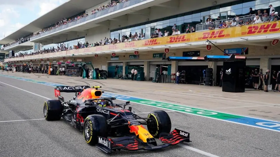 Checo Pérez: Reveló que se quedó sin agua desde la vuelta 1 en el GP de Estados Unidos
