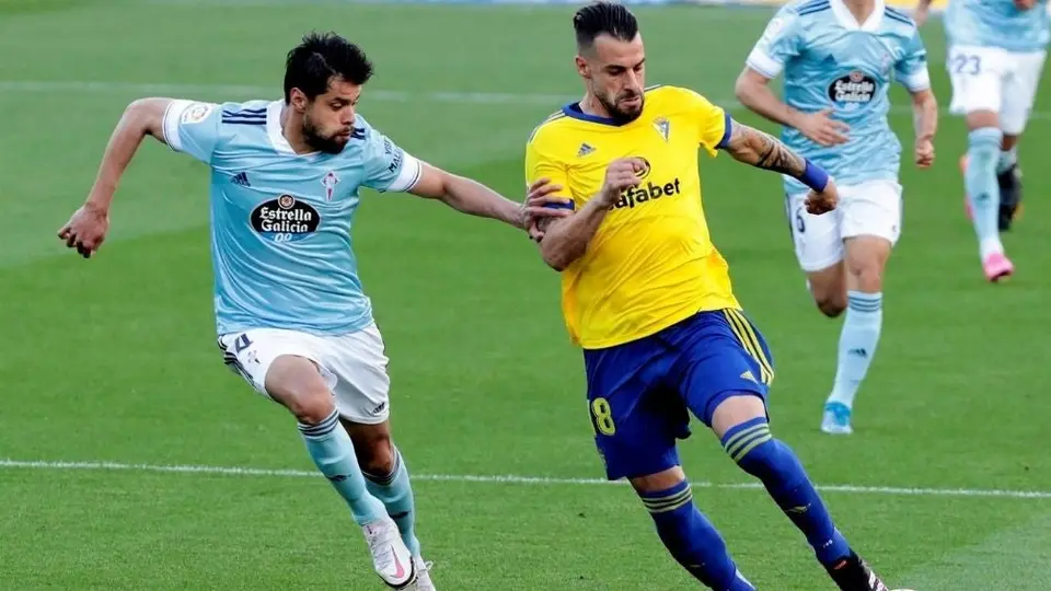 Néstor Araujo: Celta de Vigo tuvo deslucido empate contra el Cádiz
