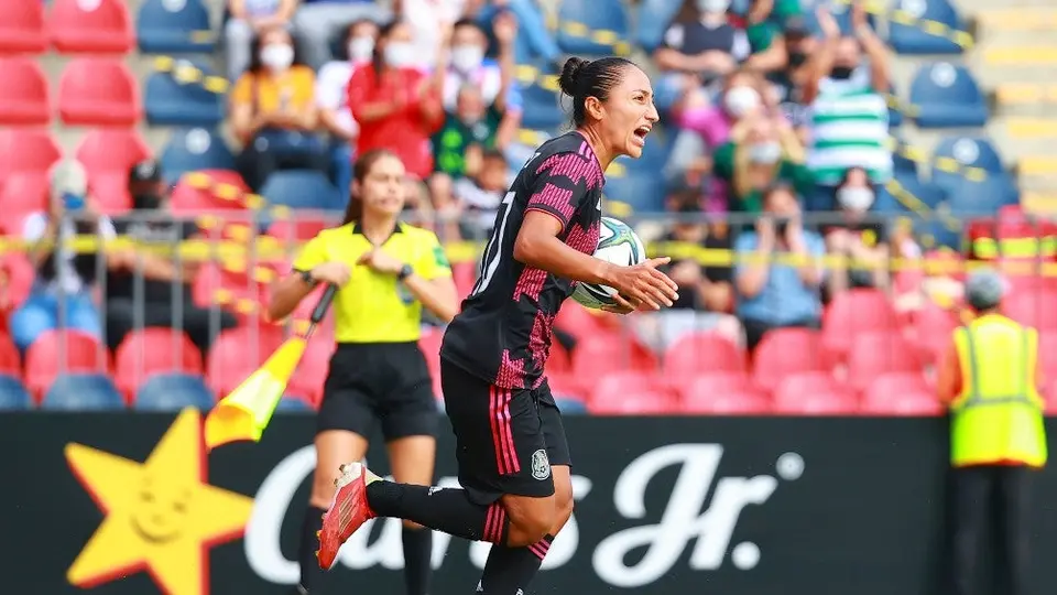 Stephany Mayor: 'México va a dar buenos frutos para el futbol femenil'