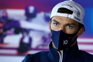 Pierre Gasly: 'Red Bull prefiere seguir con Checo Pérez, es un poco frustrante'