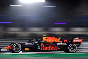 Christian Horner: 'Checo Pérez tuvo mala suerte en el GP de Qatar'