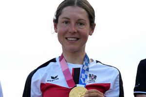 Tokio 2020: Anna Kiesenhofer se proclamó campeona olímpica de ciclismo en ruta