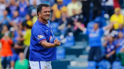Video: Carlos Hermosillo celebró de forma emotiva el gol de Jonathan Rodríguez