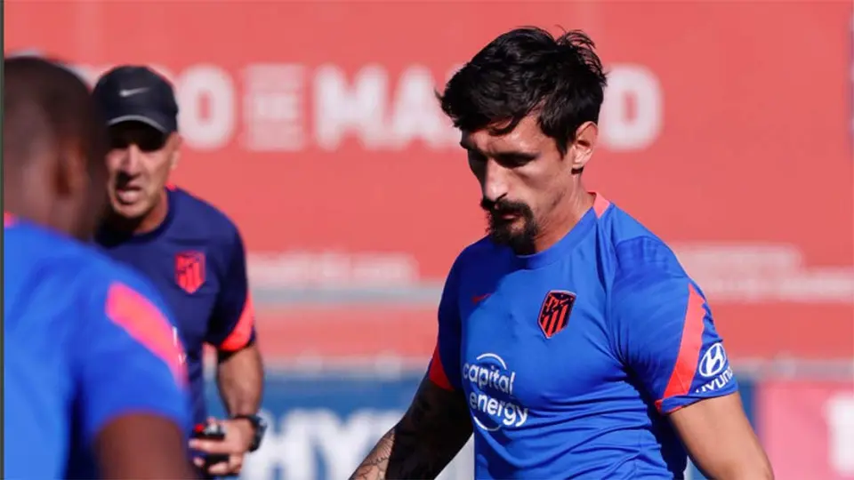 Atlético de Madrid: Stefan Savic regresó a los entrenamientos