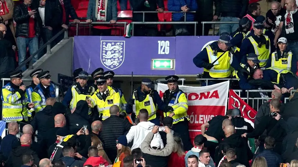 Inglaterra vs Hungría: Seis personas, arrestadas en Wembley por enfrentamientos con policías