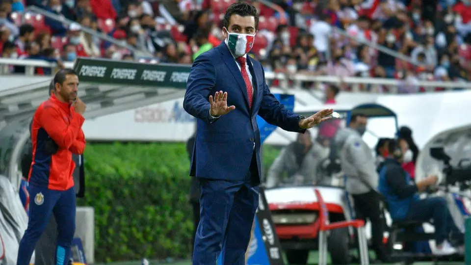 Leaño tras caer en el Clásico: 'No tengo que levantar a un equipo que está vivo' 