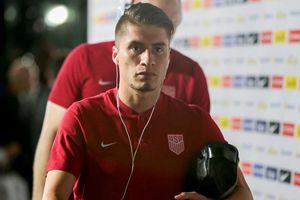 Jorge Villafaña: Se quitó el apellido paterno para honrar a su madre