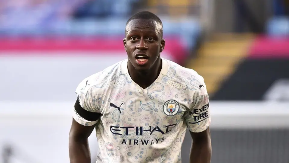 Manchester City: Suspendió a Benjamin Mendy por acusaciones de violación en su contra