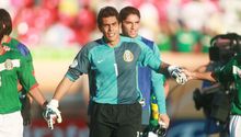 Oswaldo Sánchez recordó su debut en Alemania 2006 y lo que sintió tras la muerte de su padre
