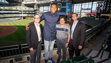 Giannis Antetokounmpo: Nuevo copropietario de los Milwaukee Brewers