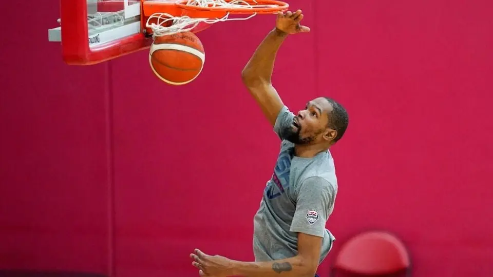 'Kevin Durant fuma mucha más marihuana de lo que piensan': Reveló amigo del alero de Nets