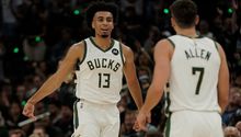NBA: Bucks estrenó su corona de campeón al vencer a Nets en el arranque de la temporada