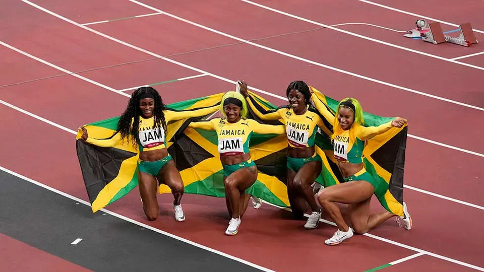 Tokio 2020: Jamaica conquistó el 4x100 m femenino y Elaine Thompson ganó su tercer oro