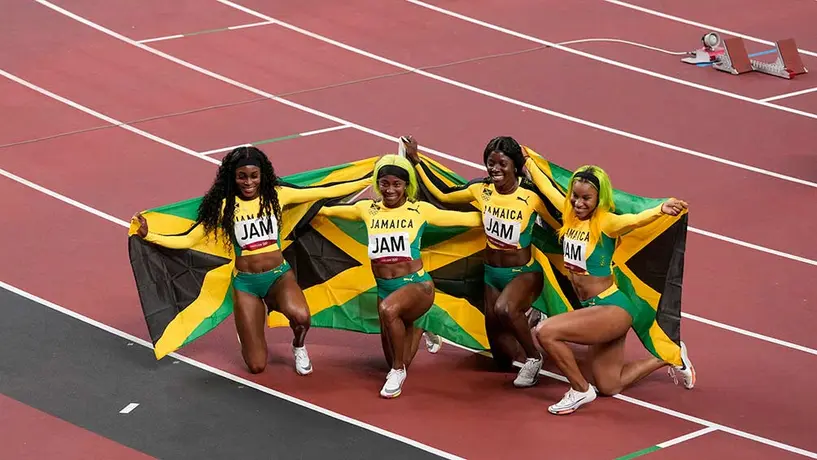 Tokio 2020: Jamaica conquistó el 4x100 m femenino y Elaine Thompson ganó su tercer oro