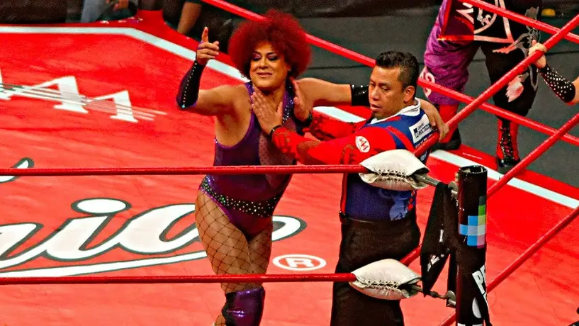 AAA: Pimpinela Escarlata confesó haber sufrido abuso de niño