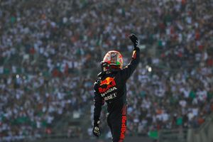 Checo Pérez: Agradeció a la afición mexicana tras podio en Gran Premio de México