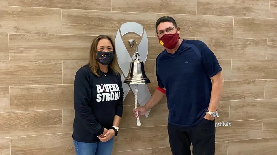 Ron Rivera: Sorprendido con emotivo video para celebrar que está libre de cáncer