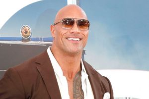 The Rock cantó 'happy birthday' a su abuela que cumplió 102 años