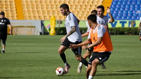 Tigres: Tienda departamental se adelantó a los felinos y presentó nueva playera