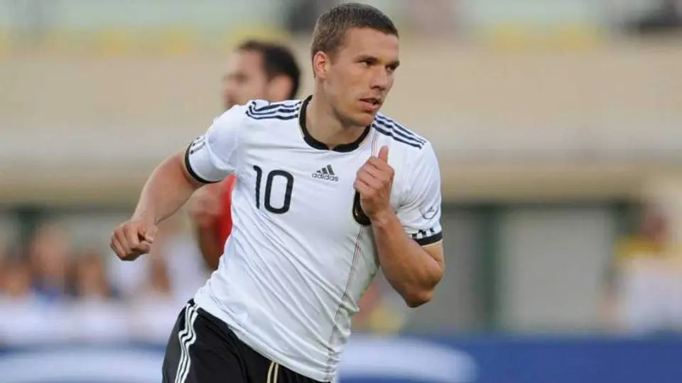 Querétaro: Lukas Podolski, en el radar de Gallos para el Apertura 2021