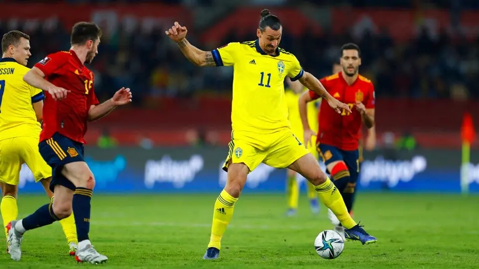Zlatan Ibrahimovic, sobre golpe a Azpilicueta: 'No tiene hue...; lo volvería a hacer'
