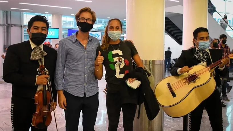Tenistas de  WTA Finals, recibidas con mariachi en Guadalajara