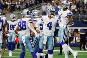 NFL: Cowboys terminó con invicto de Panthers y firmó tercera victoria en fila