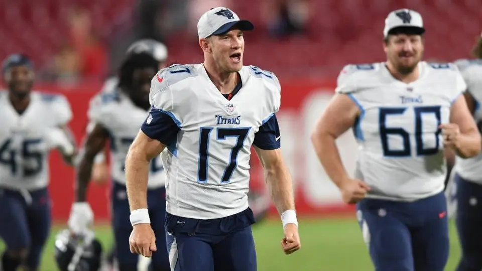 Titans: Ryan Tannehill en la lista de Covid-19