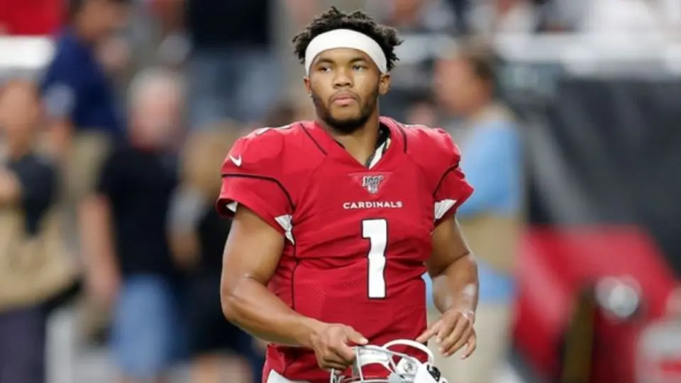 ¿Competencia para J.J McCarthy? Kyler Murray firma con los Vikings