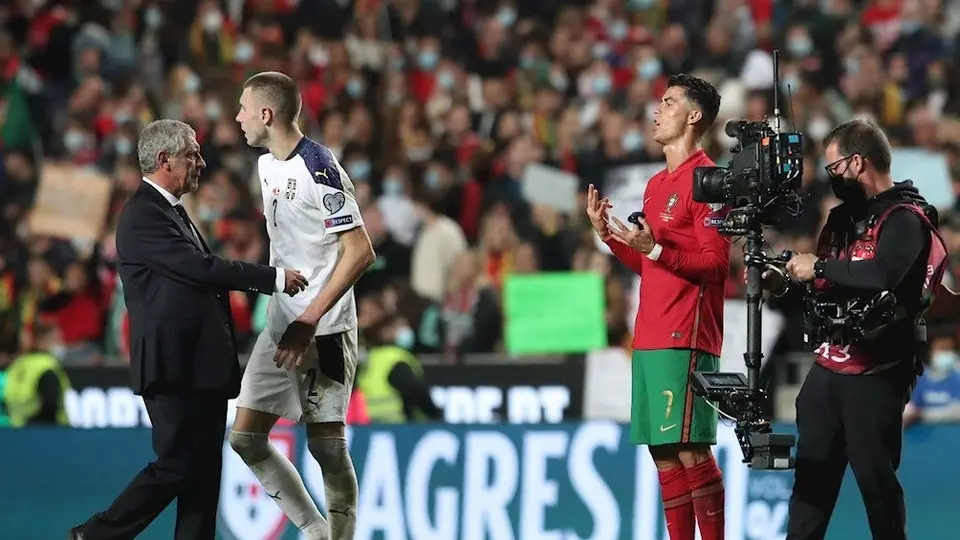 Video: Cristiano Ronaldo le gritó a su entrenador tras derrota de Portugal