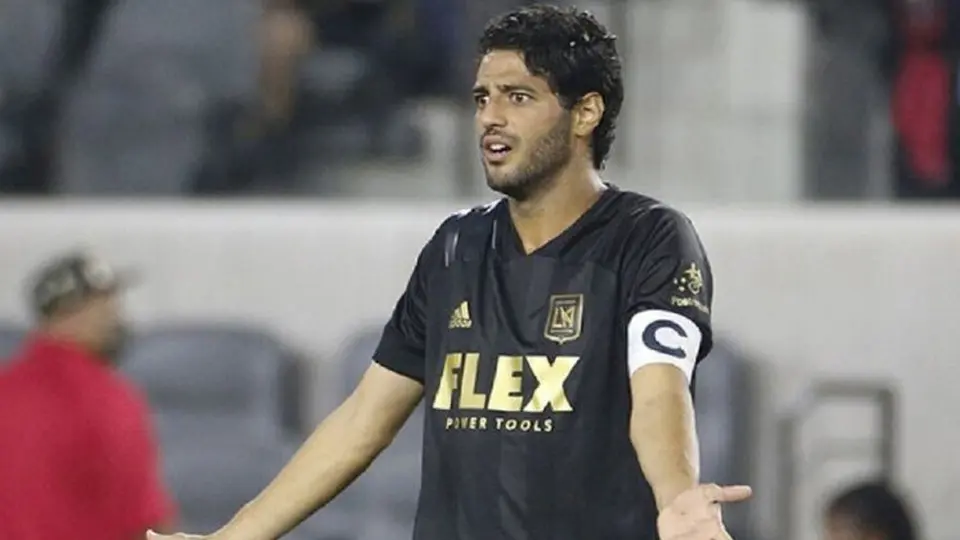 Carlos Vela: Bob Bradley confirmó ausencia del mexicano ante el Minnesota United