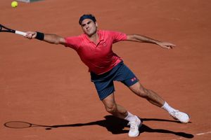 Roger Federer: Obtuvo el triunfo ante Denis Istomin en su regreso a Roland Garros