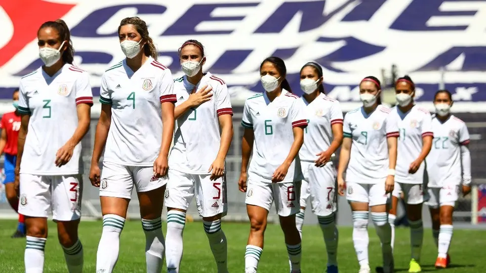 Selección Nacional de México Femenil brilla con el arropo del Azteca