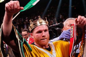 Canelo Álvarez: Manny Pacquiao felicitó al mexicano por su triunfo ante Caleb Plant
