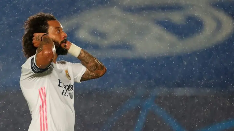 Real Madrid: Marcelo recibió reconocimiento por ser el brasileño con más juegos como Merengue