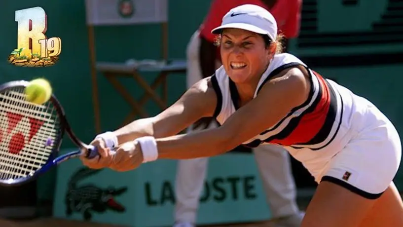 Monica Seles, la tenista que se sobrepuso a una apuñalada para levantar 21 títulos después