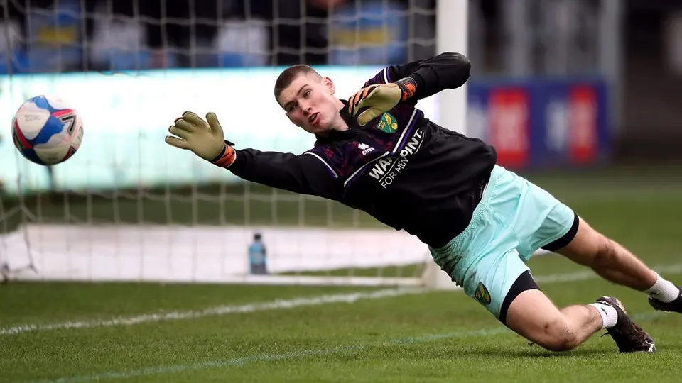 Dan Barden, portero del Norwich City, con baja temporal por cáncer testicular